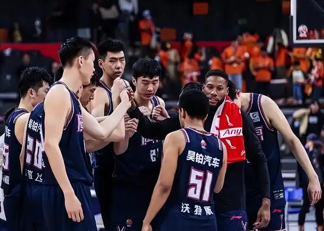 开云体育登录入口-赛前拿奖buff拉满?主场颁奖加持士气,CBA小将成赢球关键变量